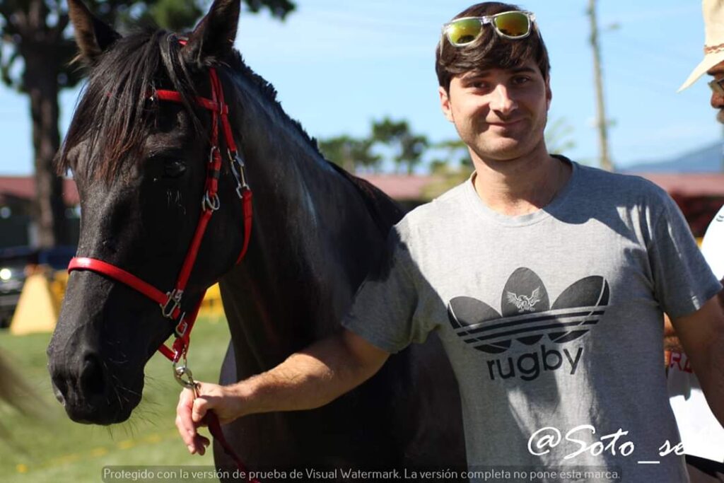 Galería Algara Centro Veterinario